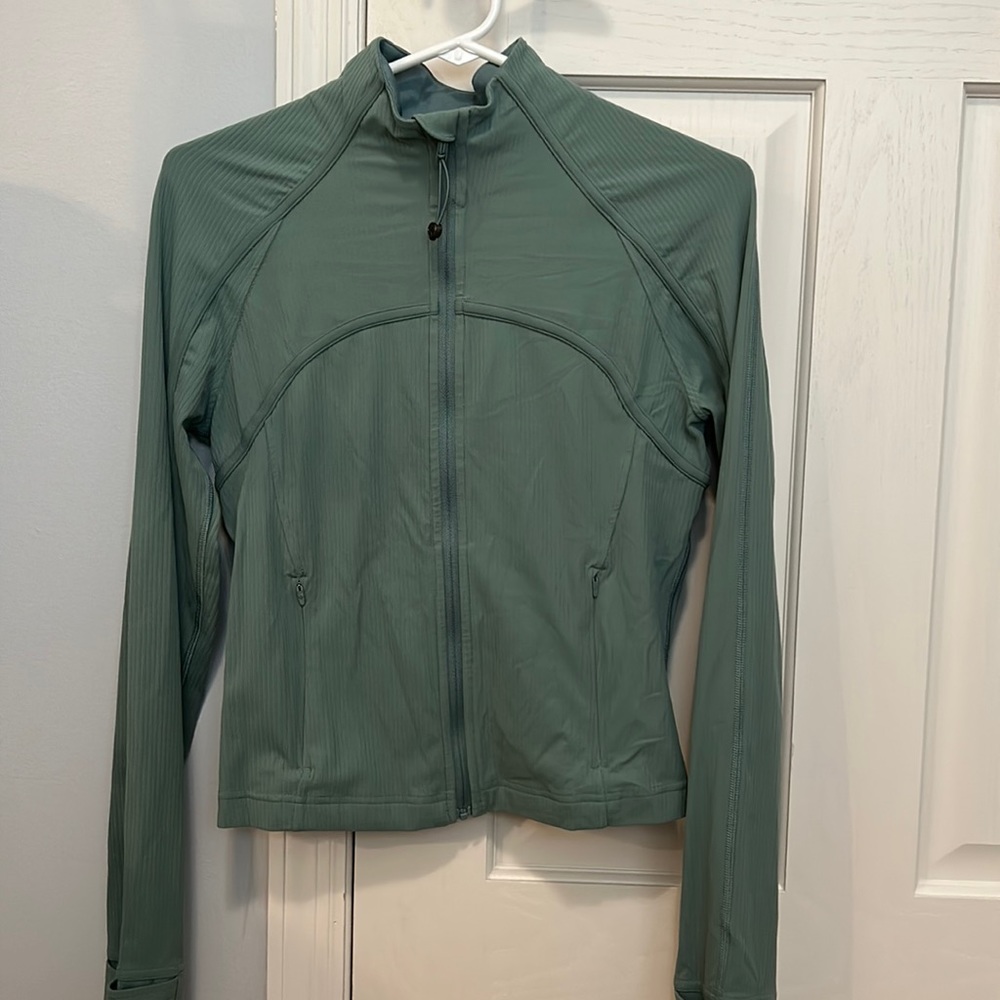 lululemon athletica Sage Green Full-Zip Lightweight Jacket